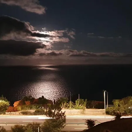 בית נופש Sea&sunrise Village